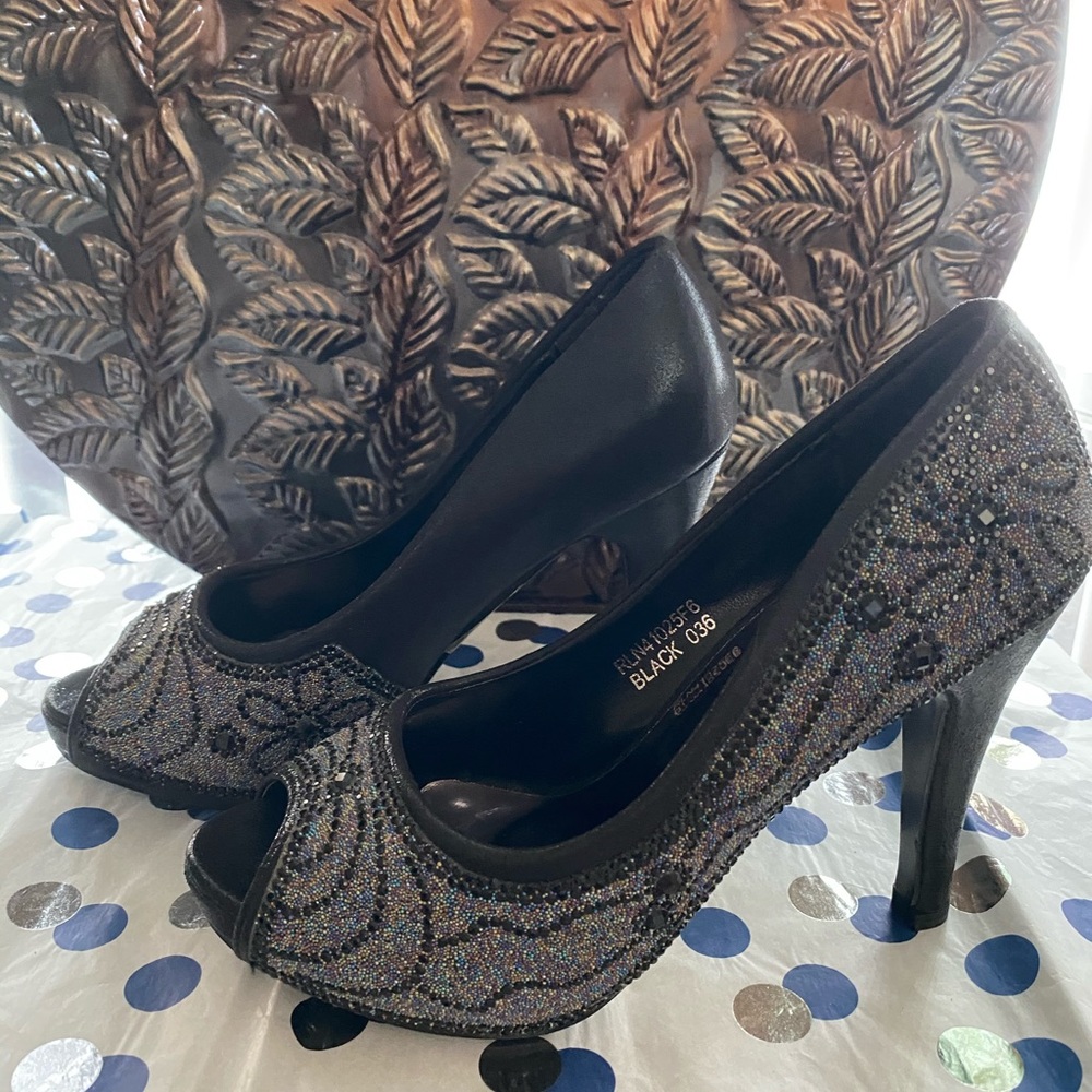 Rusty Lopez Formal Heels Size 6M